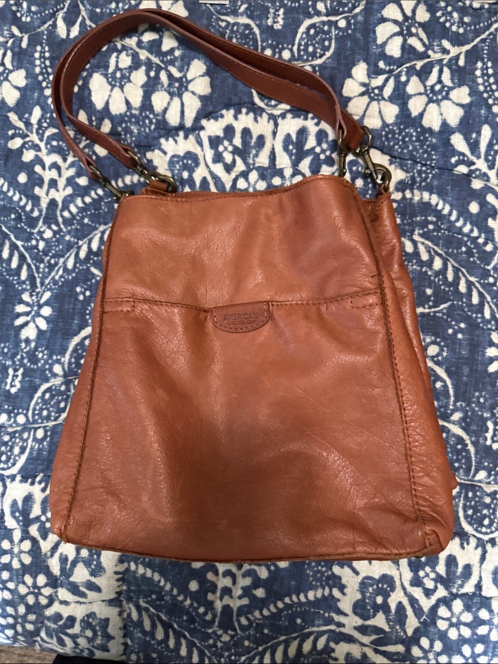 American Leather Co cognac brown leather shoulder bag